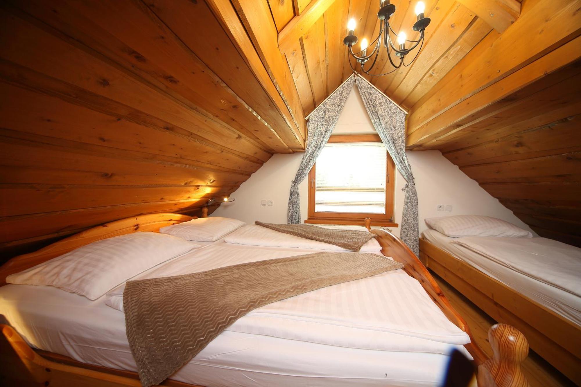 Vila Edelweiss Rooms&App Kranjska Gora Esterno foto