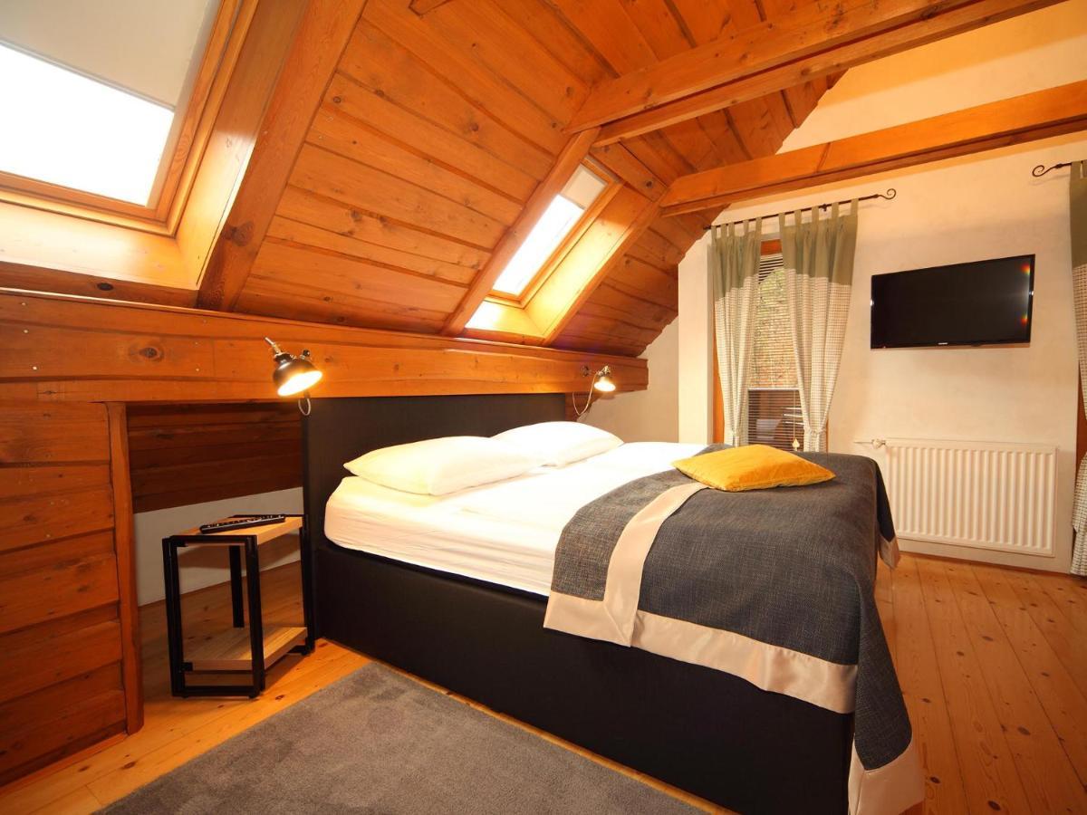 Vila Edelweiss Rooms&App Kranjska Gora Esterno foto