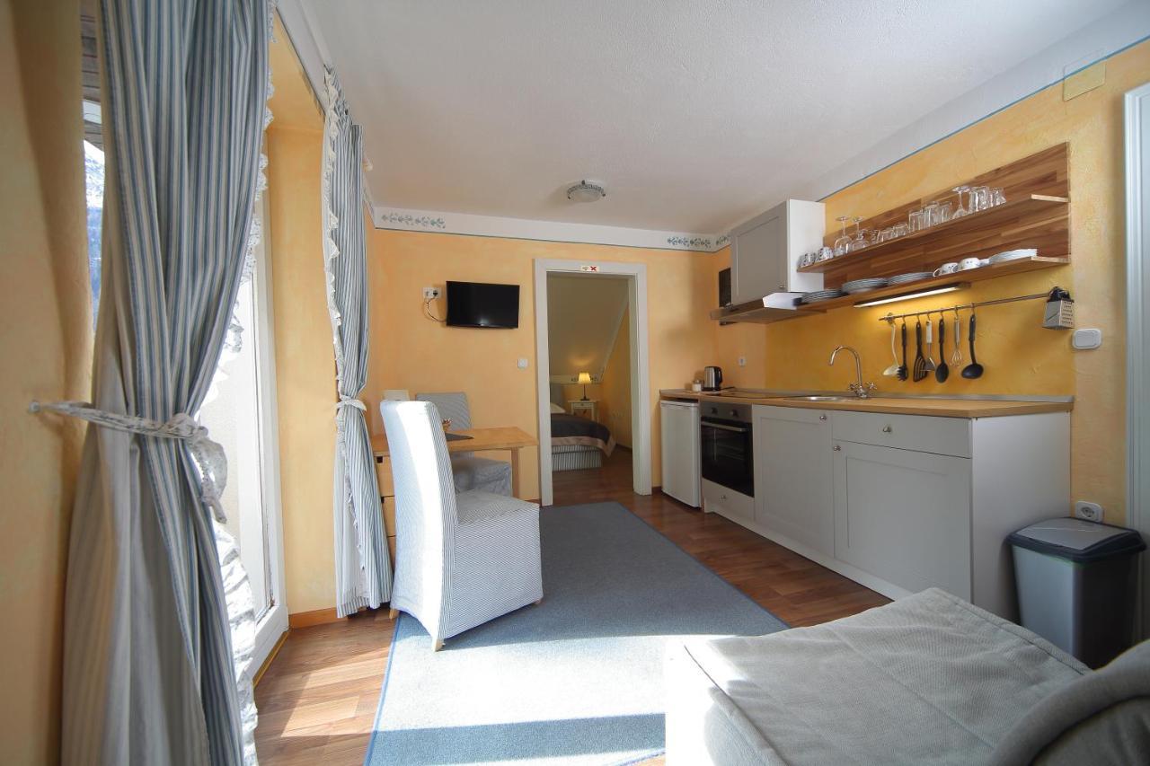 Vila Edelweiss Rooms&App Kranjska Gora Esterno foto