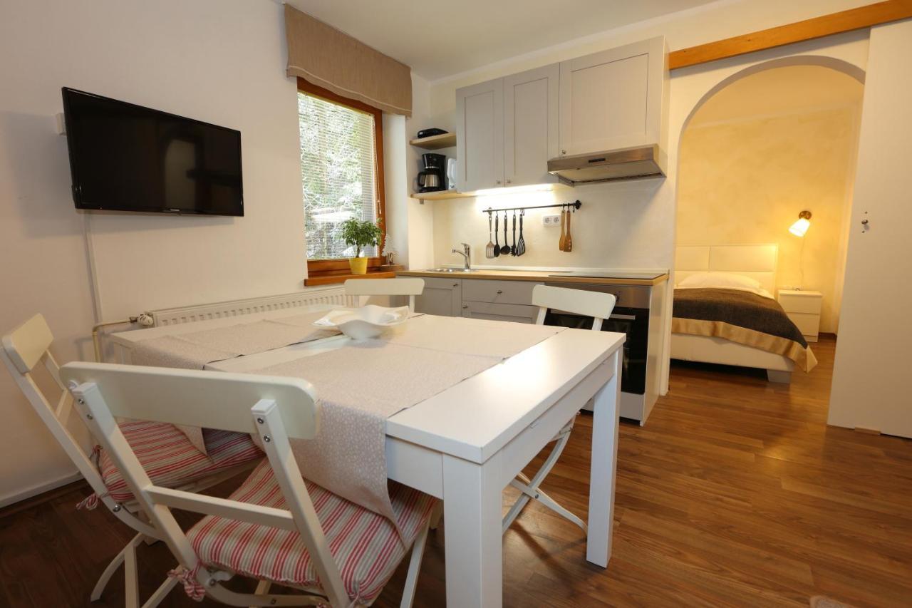 Vila Edelweiss Rooms&App Kranjska Gora Esterno foto