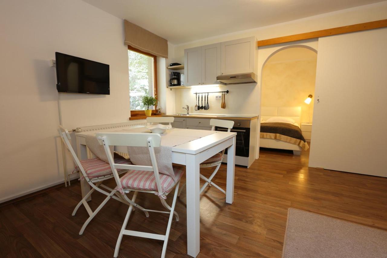Vila Edelweiss Rooms&App Kranjska Gora Esterno foto