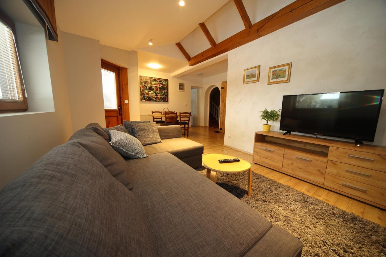 Vila Edelweiss Rooms&App Kranjska Gora Esterno foto