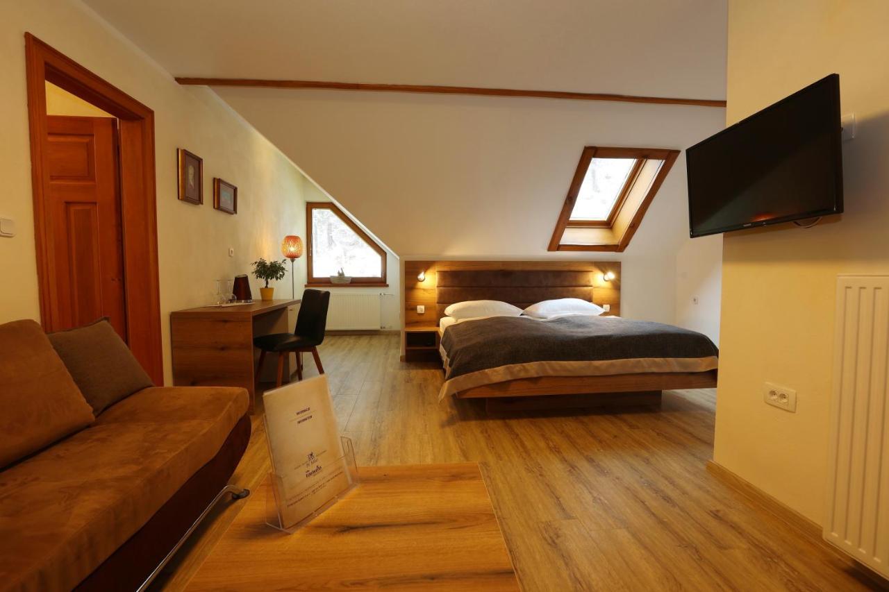 Vila Edelweiss Rooms&App Kranjska Gora Esterno foto