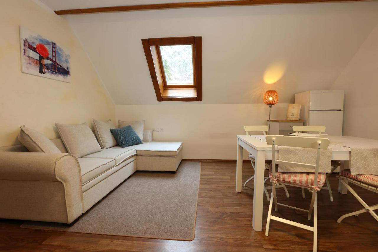 Vila Edelweiss Rooms&App Kranjska Gora Esterno foto